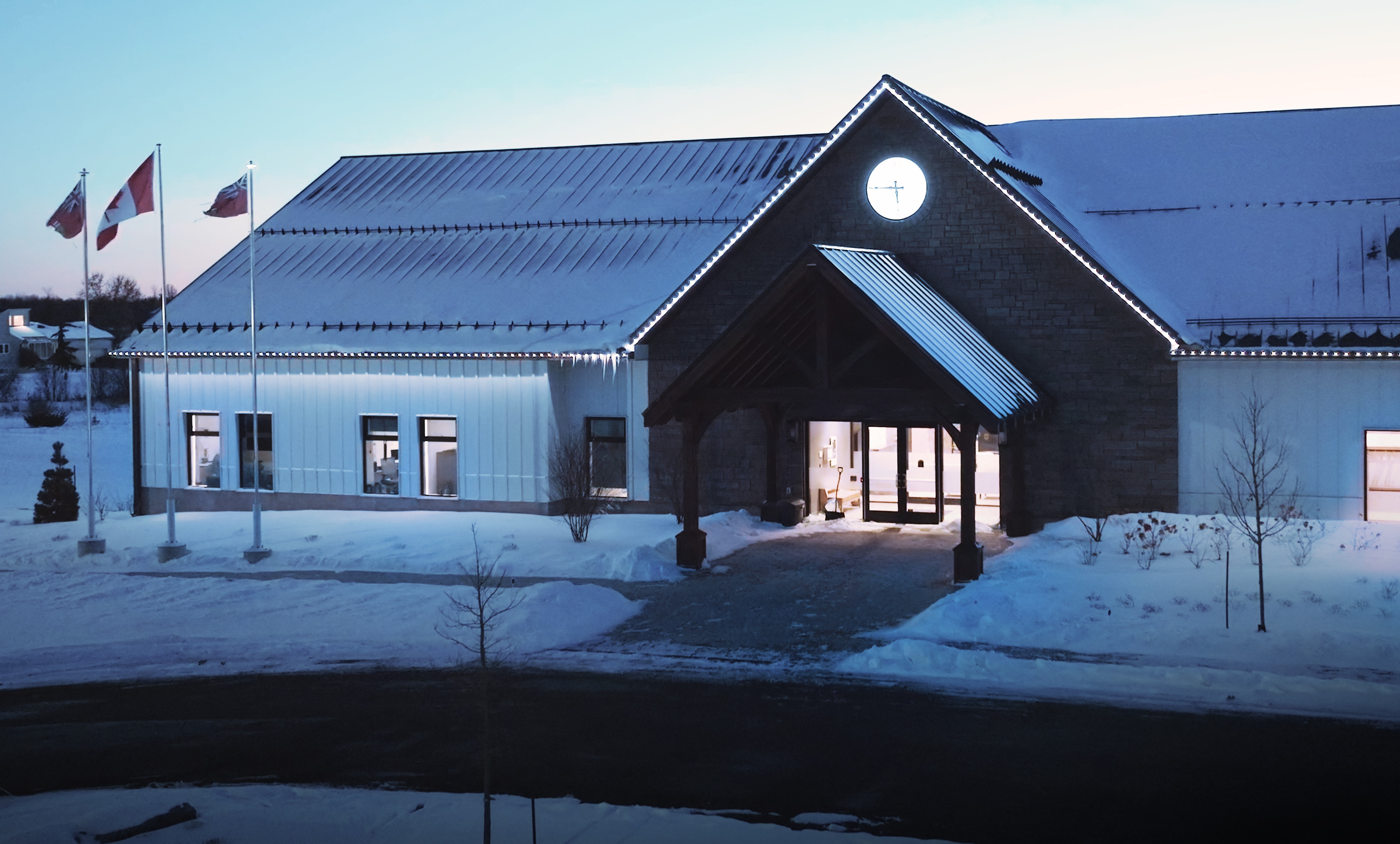 Municipal building adorned with Celebright permanent holiday lighting
